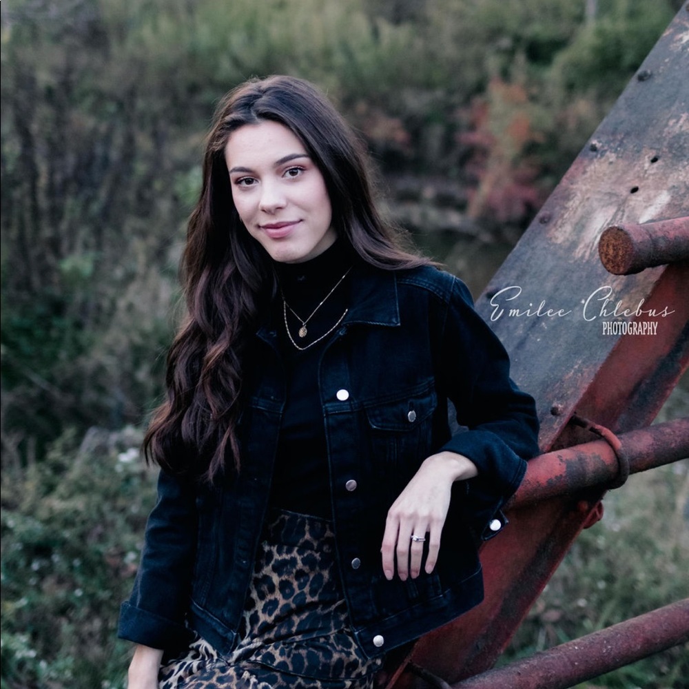 Meet your Posher, Breanna